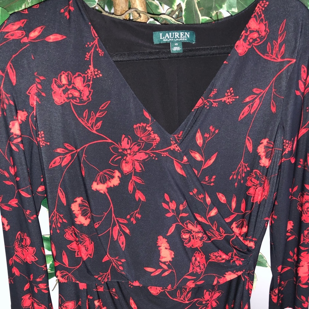 Dress - Picture 3 of 4